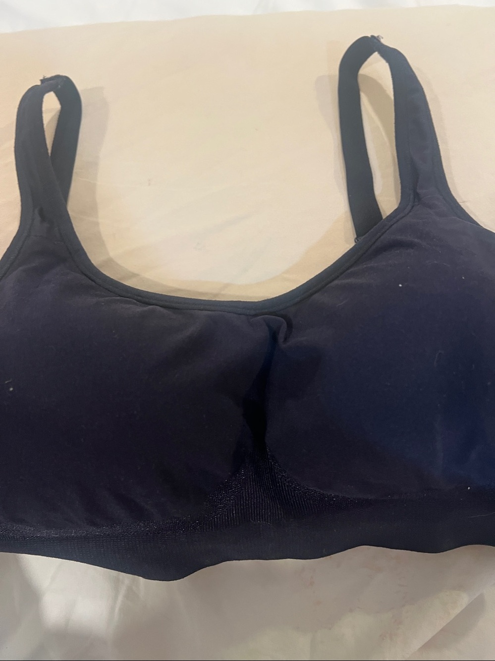 Under outfit brand ladies soft t shirt bra size x large black